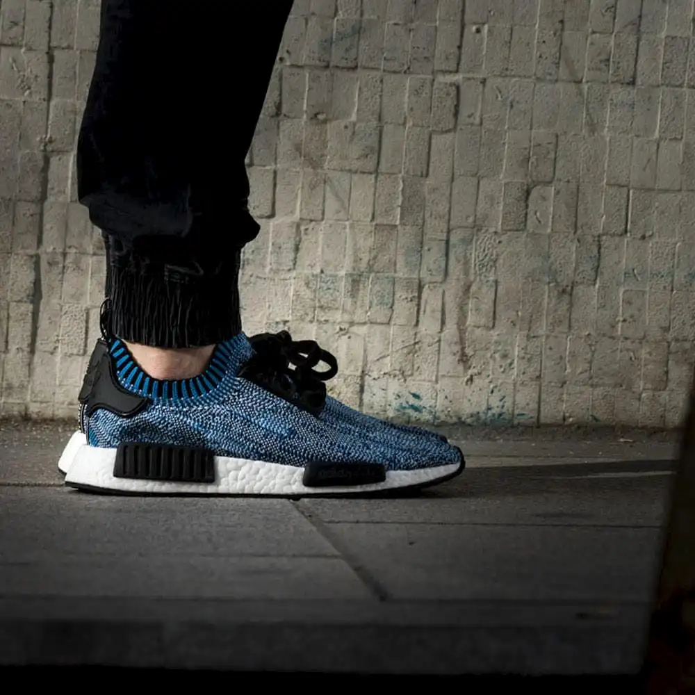 ADIDAS NMD_R1 PK Collegiate Navy & Clear Sky