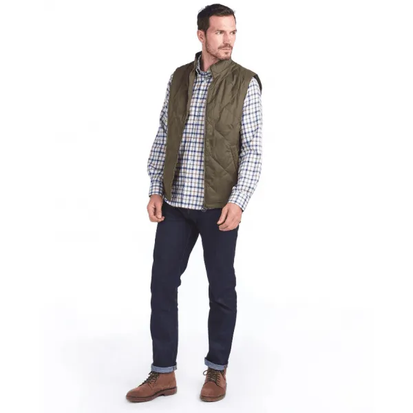 Barbour Mens Finn Gilet in Olive