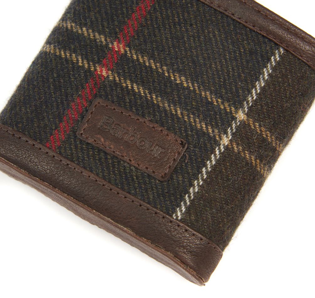 Barbour Tartan Hip Flask And Cups Gift Set