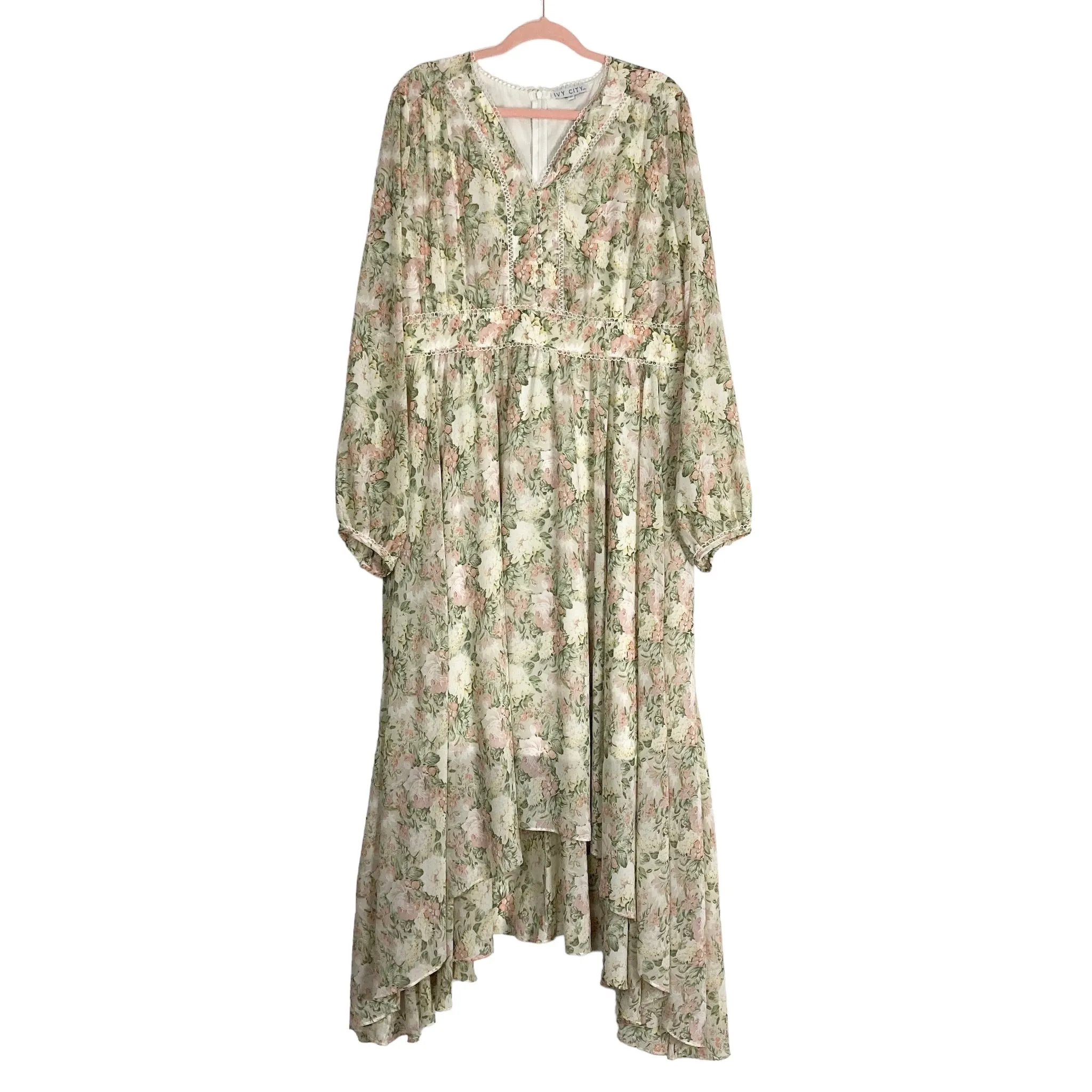 Ivy City Cream Floral Dress- Size 1X