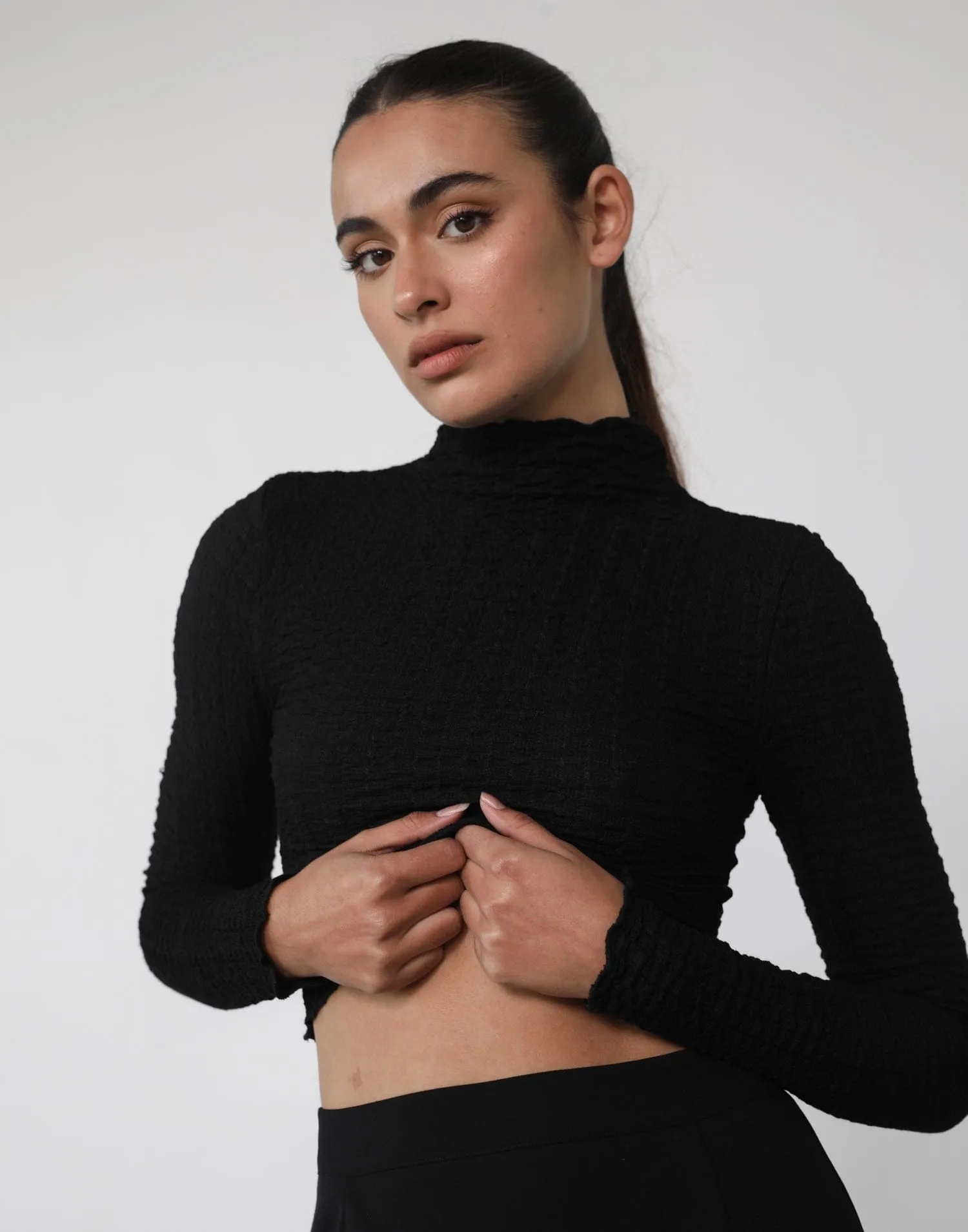 Jax Long Sleeve Top (Black)