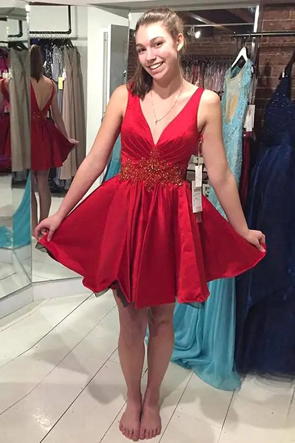 Red Deep V Neck Sleeveless Beading Short Homecoming Dresses